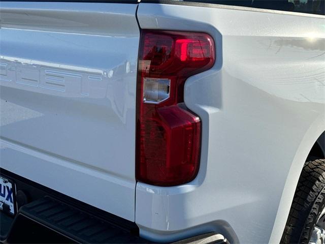 new 2025 Chevrolet Silverado 1500 car, priced at $43,665