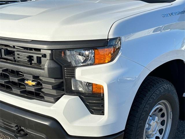 new 2025 Chevrolet Silverado 1500 car, priced at $43,665