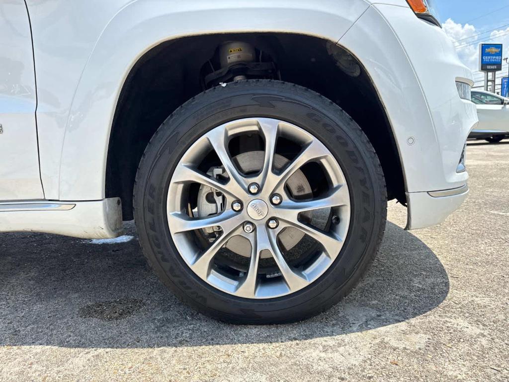 used 2021 Jeep Grand Cherokee car, priced at $29,670
