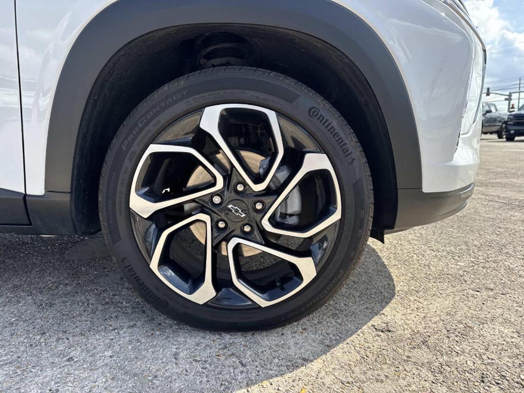 used 2025 Chevrolet Trax car, priced at $24,550