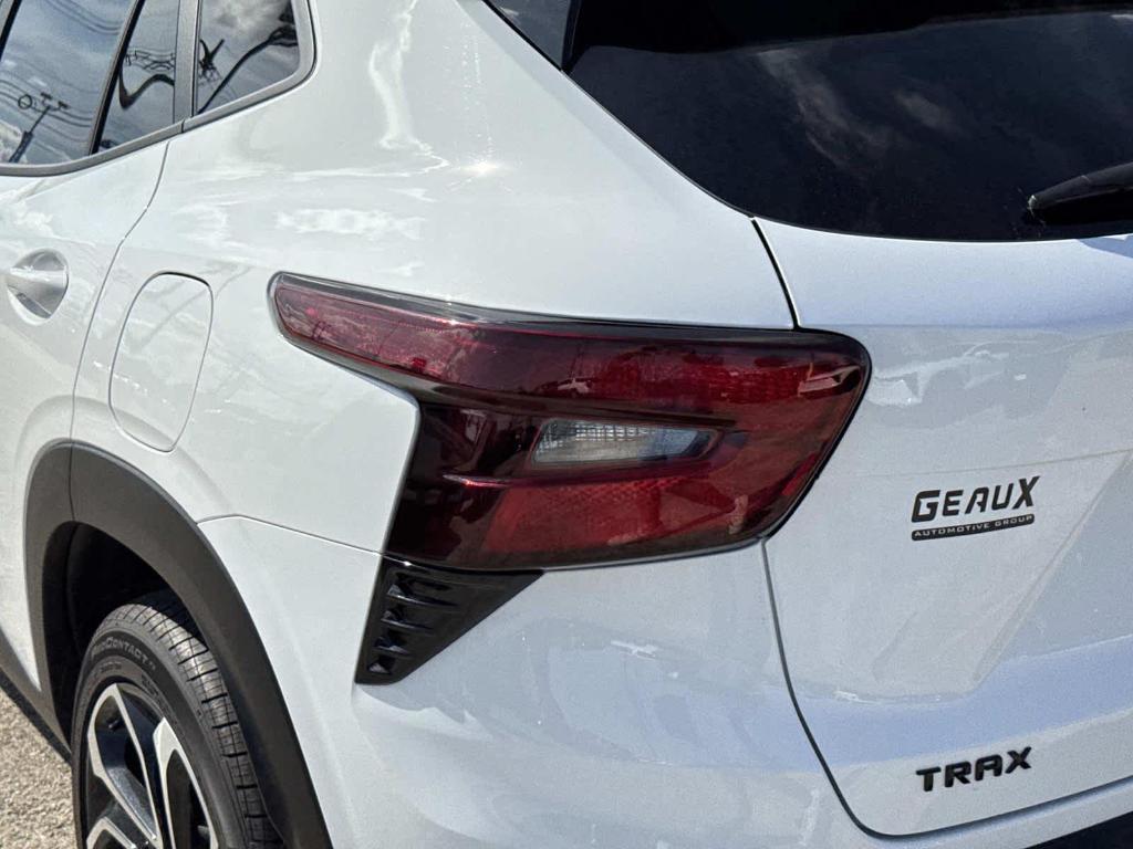 used 2025 Chevrolet Trax car, priced at $24,550