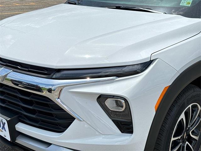 new 2025 Chevrolet TrailBlazer car, priced at $25,620