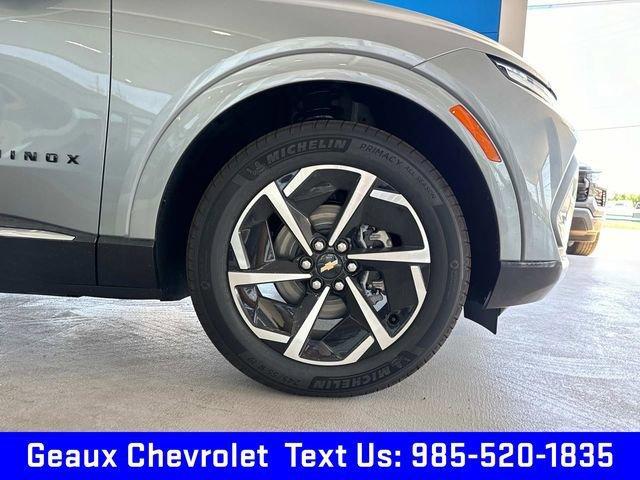 new 2025 Chevrolet Equinox EV car, priced at $43,220
