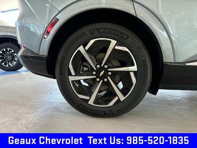 new 2025 Chevrolet Equinox EV car, priced at $43,220