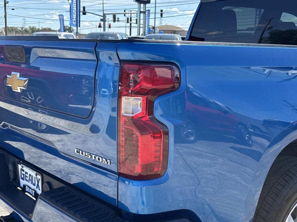 used 2022 Chevrolet Silverado 1500 car, priced at $27,345