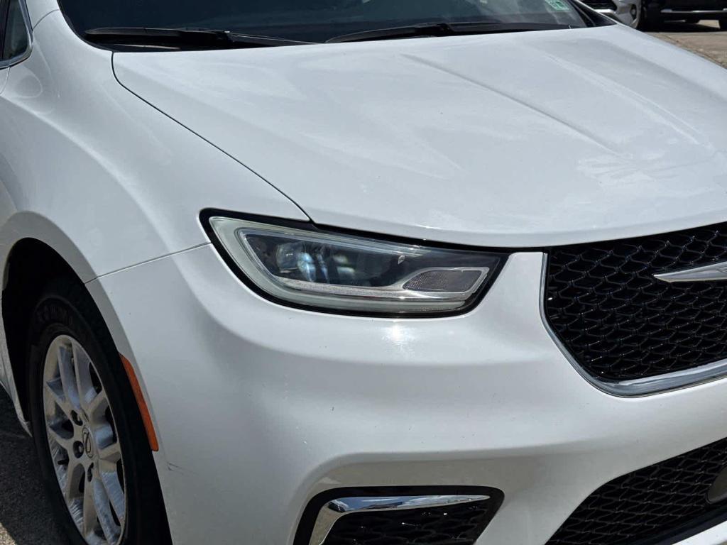 used 2022 Chrysler Pacifica car, priced at $21,997