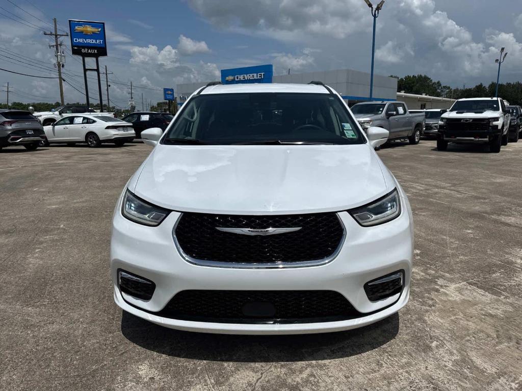used 2022 Chrysler Pacifica car, priced at $21,997