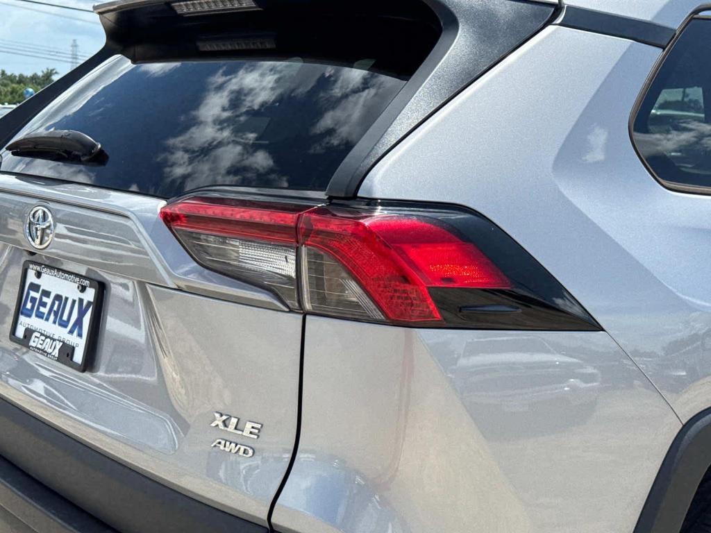 used 2021 Toyota RAV4 car, priced at $25,725