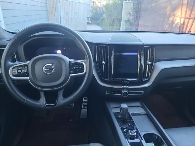 used 2022 Volvo XC60 car, priced at $36,990