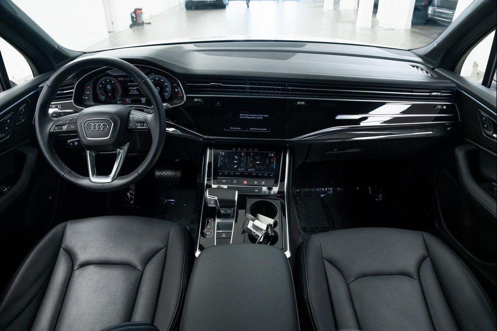 used 2025 Audi Q7 car, priced at $58,990