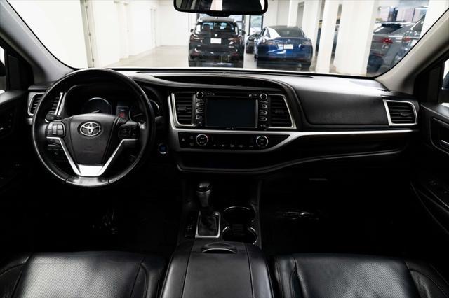 used 2015 Toyota Highlander car, priced at $18,790