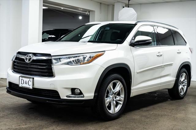 used 2015 Toyota Highlander car, priced at $18,790