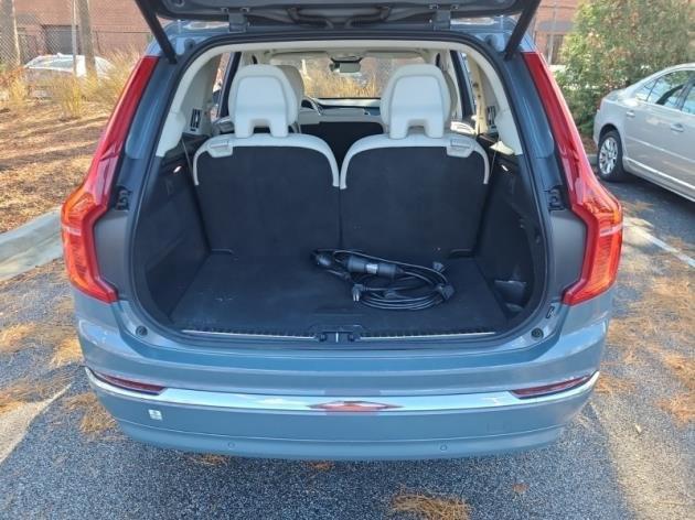 used 2023 Volvo XC90 Recharge Plug-In Hybrid car, priced at $47,990