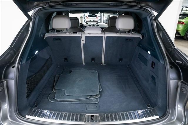 used 2019 Porsche Cayenne car, priced at $38,290