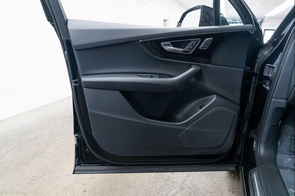 used 2019 Audi Q7 car, priced at $25,990
