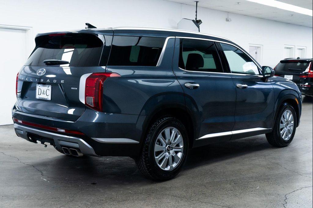 used 2024 Hyundai Palisade car, priced at $33,990