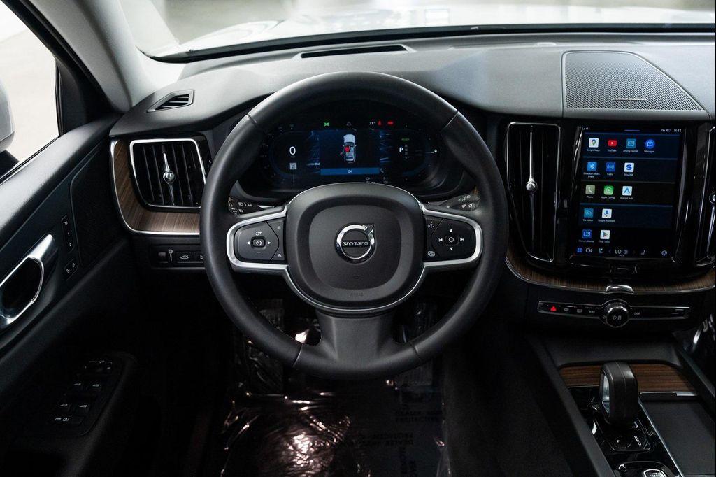 used 2022 Volvo XC60 Recharge Plug-In Hybrid car, priced at $35,990