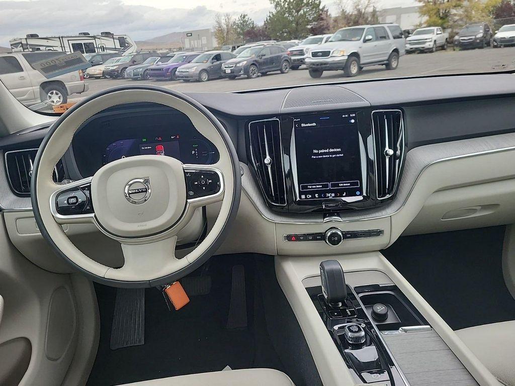 used 2023 Volvo XC60 Recharge Plug-In Hybrid car, priced at $42,990