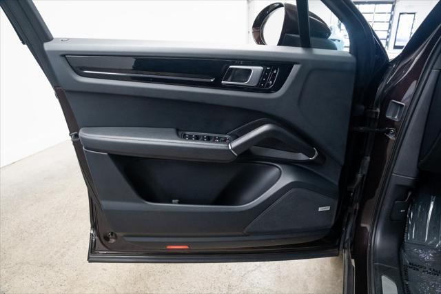 used 2019 Porsche Cayenne E-Hybrid car, priced at $39,990