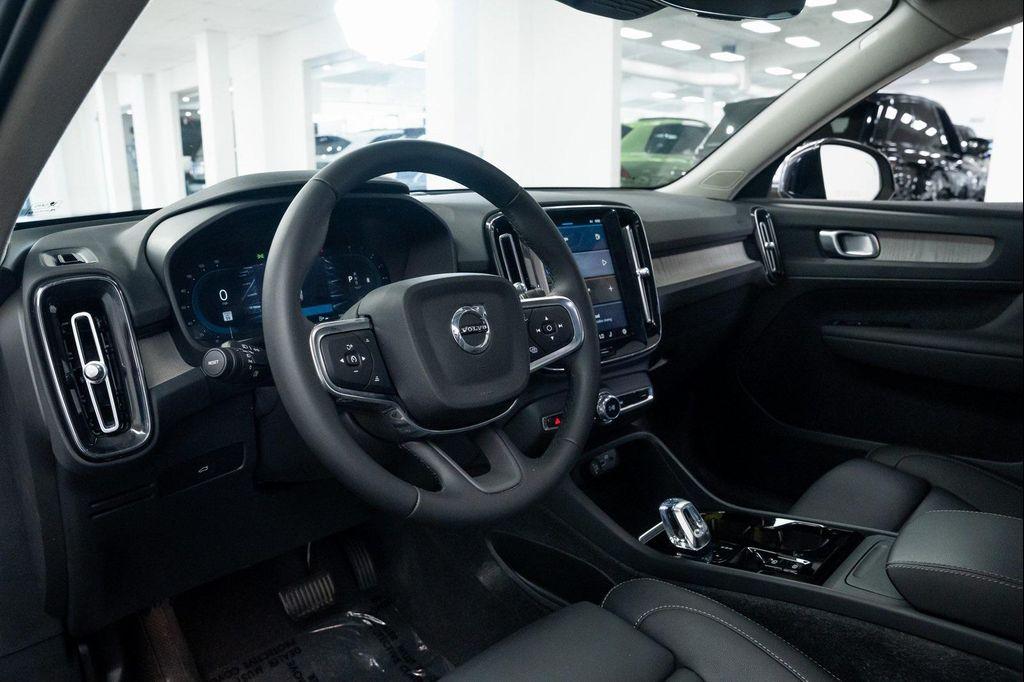 used 2024 Volvo XC40 car, priced at $35,790