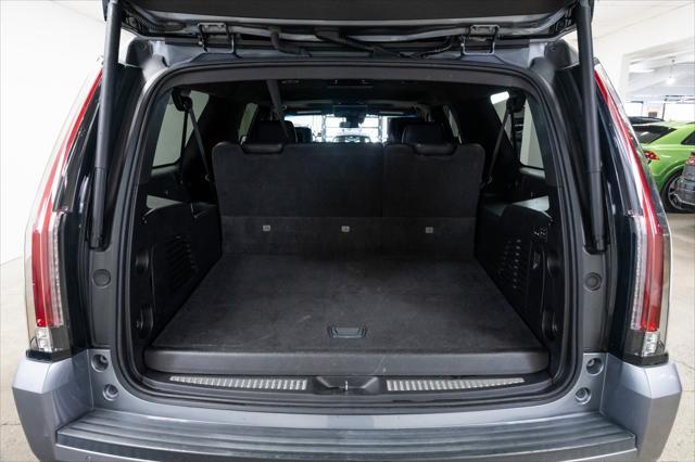 used 2019 Cadillac Escalade ESV car, priced at $45,990