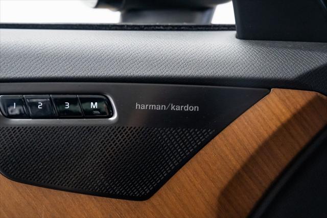 used 2024 Volvo XC90 Recharge Plug-In Hybrid car, priced at $65,990