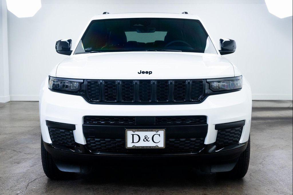 used 2025 Jeep Grand Cherokee L car, priced at $39,990