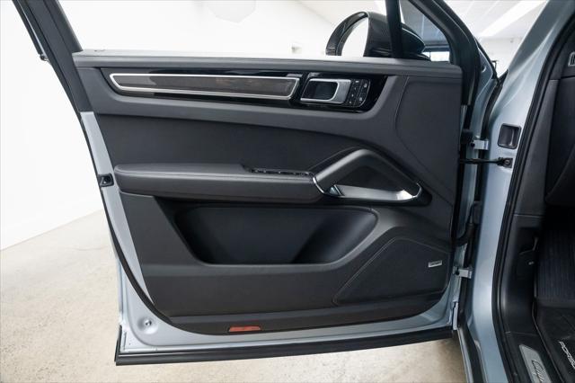 used 2023 Porsche Cayenne E-Hybrid car, priced at $152,990
