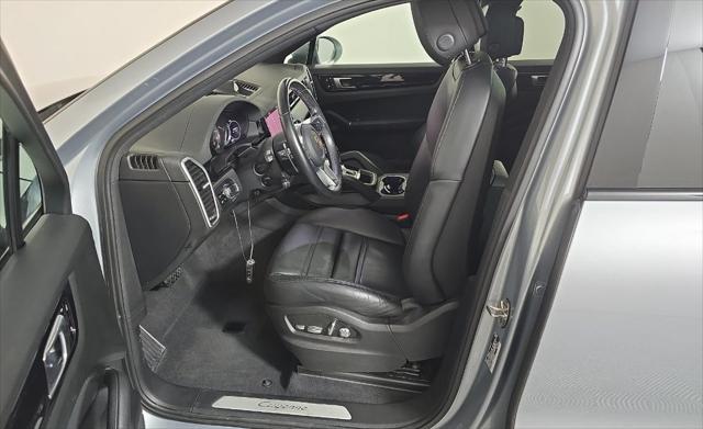 used 2021 Porsche Cayenne E-Hybrid car, priced at $57,990