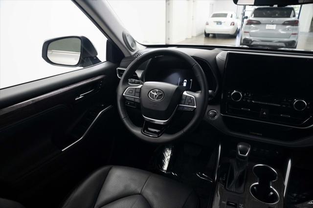 used 2023 Toyota Highlander Hybrid car, priced at $54,690