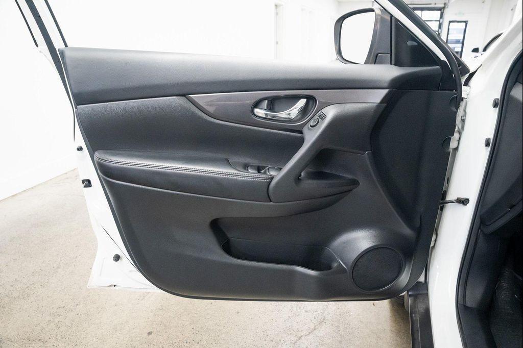 used 2019 Nissan Rogue Hybrid car, priced at $19,990