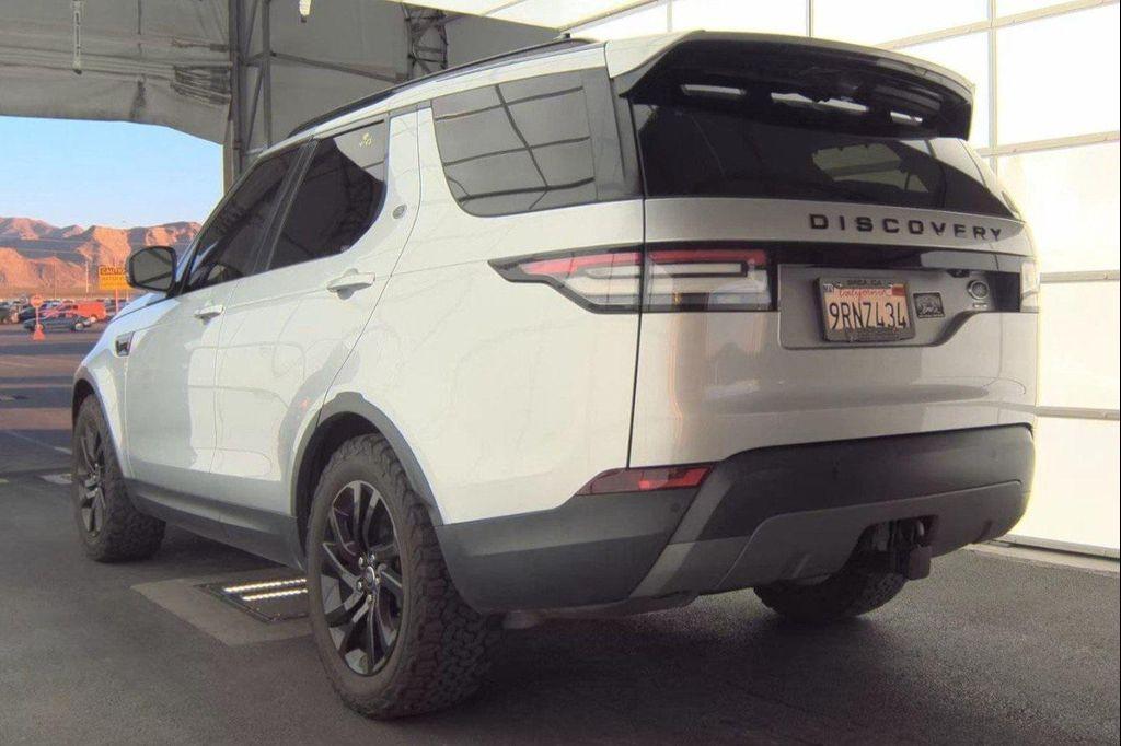 used 2018 Land Rover Discovery car, priced at $17,990