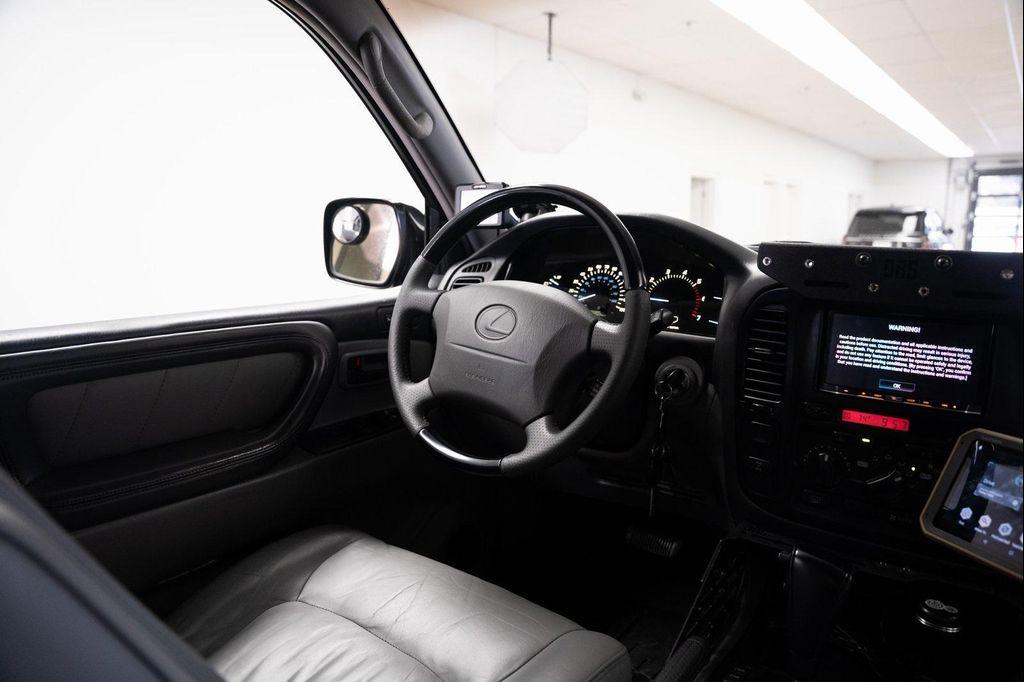 used 2000 Lexus LX 470 car, priced at $43,790