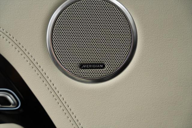 used 2021 Land Rover Range Rover car, priced at $59,990