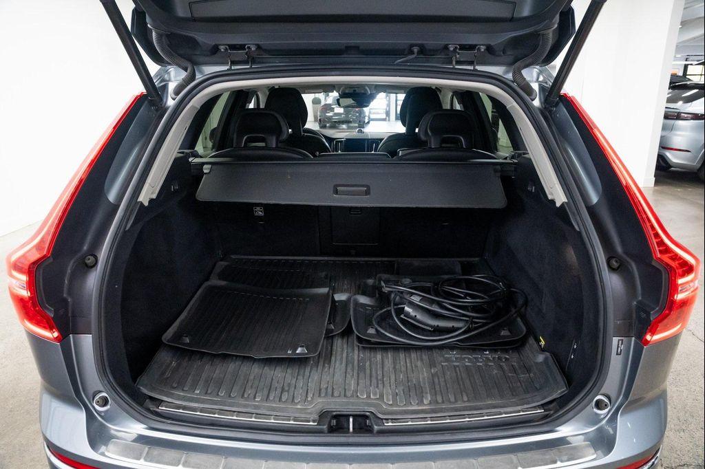 used 2018 Volvo XC60 Recharge Plug-In Hybrid car, priced at $25,990