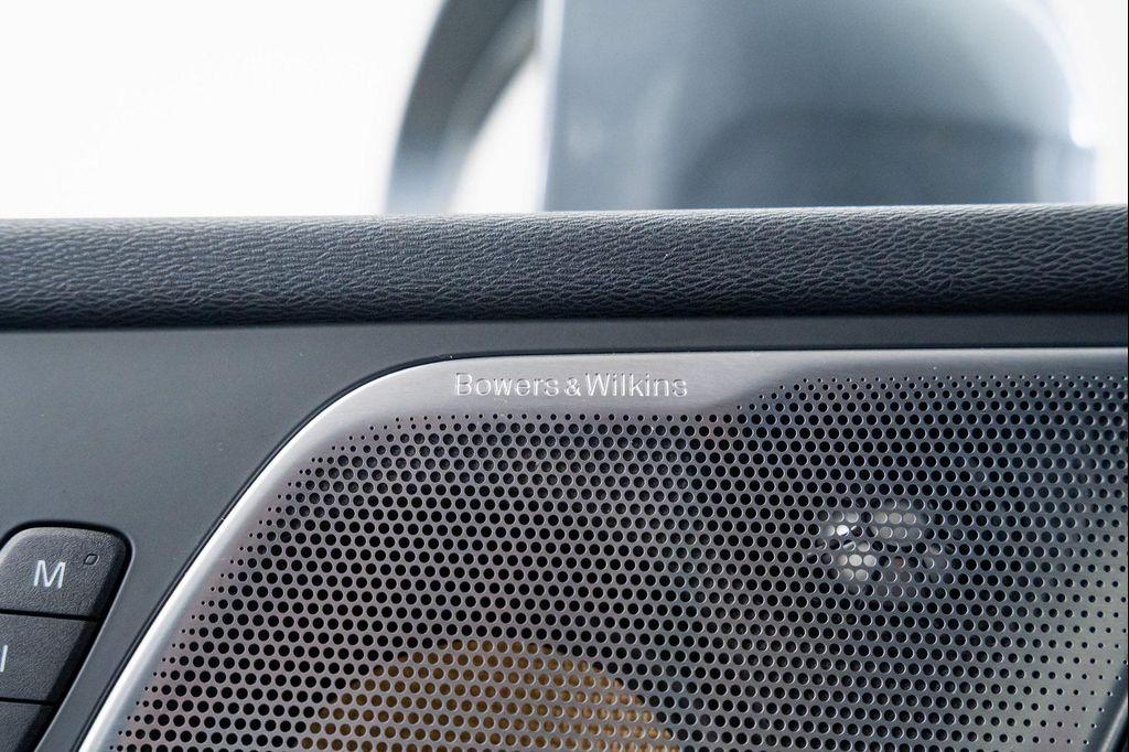 used 2018 Volvo XC60 Recharge Plug-In Hybrid car, priced at $25,990