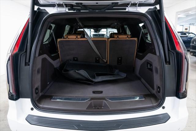 used 2023 Cadillac Escalade ESV car, priced at $71,990