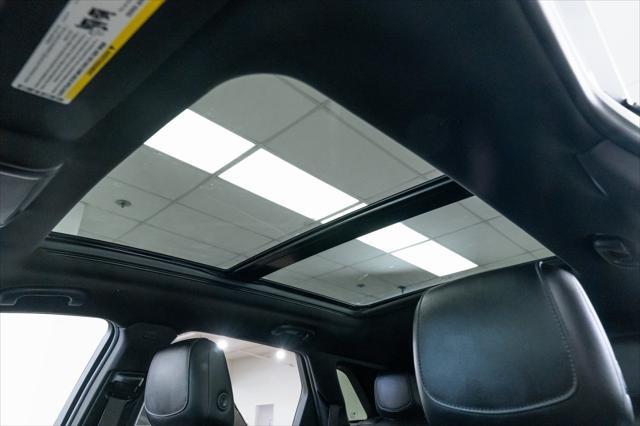 used 2020 Cadillac XT5 car, priced at $23,190