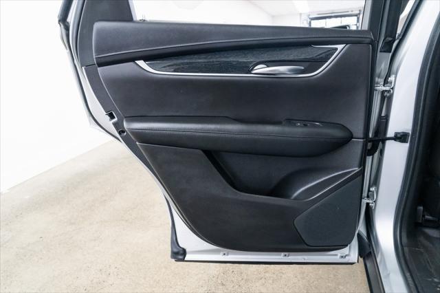 used 2020 Cadillac XT5 car, priced at $23,190