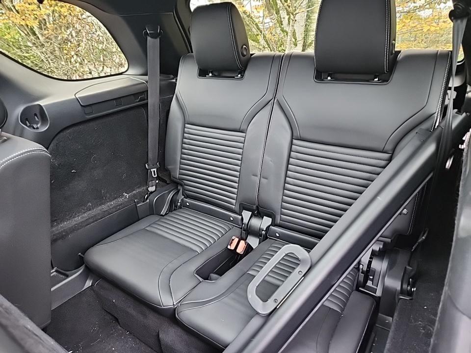 used 2023 Land Rover Discovery car, priced at $38,990