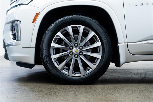 used 2022 Chevrolet Traverse car, priced at $38,990
