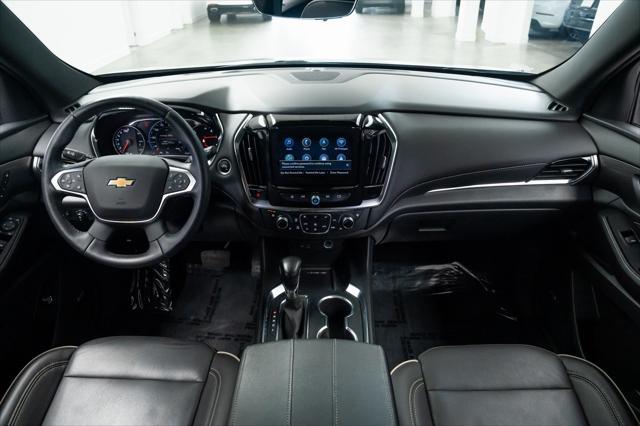used 2022 Chevrolet Traverse car, priced at $38,990