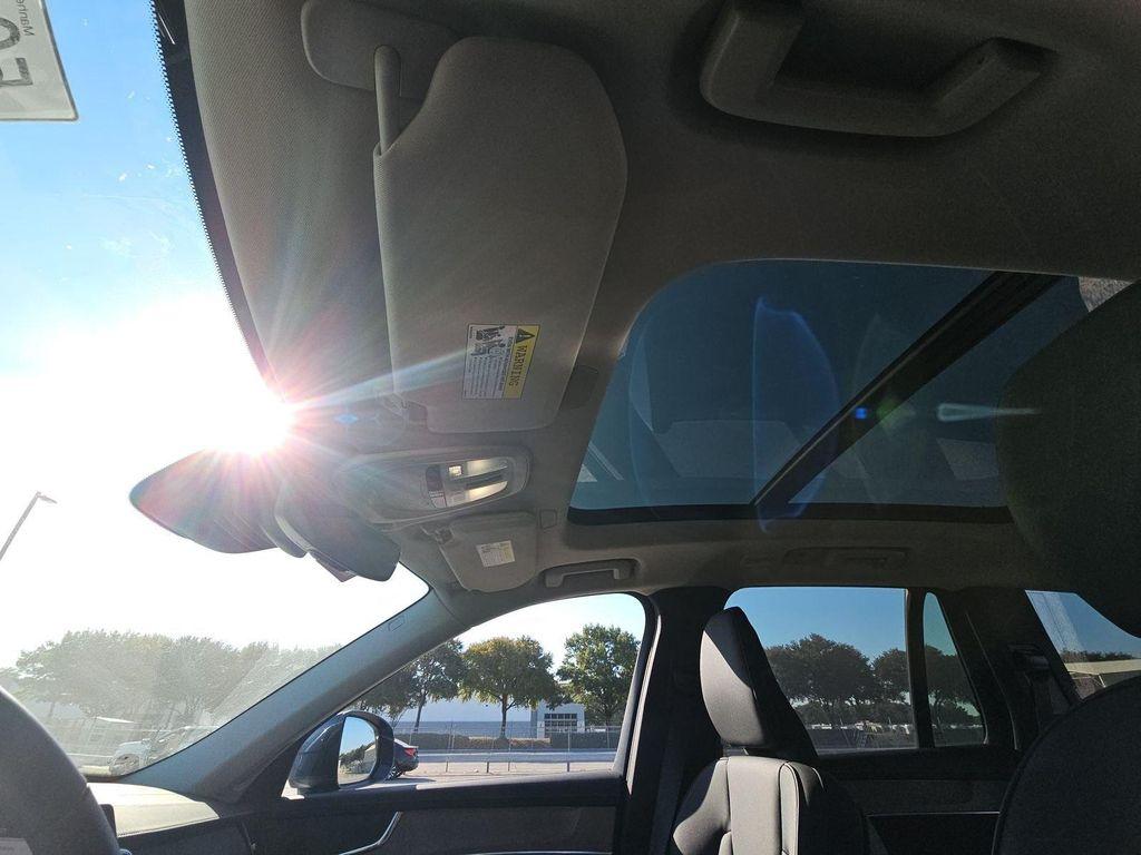 used 2025 Volvo XC90 car, priced at $51,990