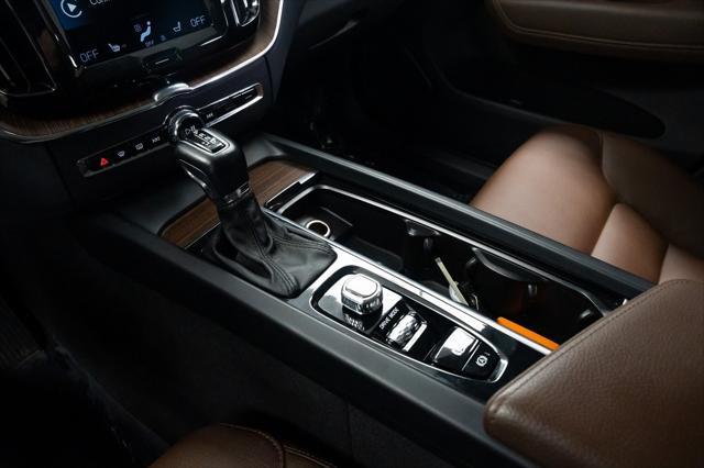 used 2021 Volvo XC60 car, priced at $26,590