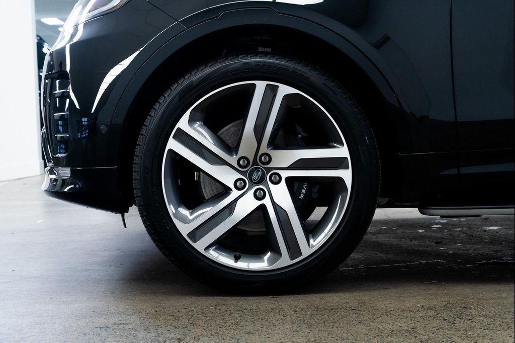 used 2023 Land Rover Discovery car, priced at $54,990