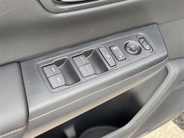 new 2026 Honda CR-V Hybrid car, priced at $38,580