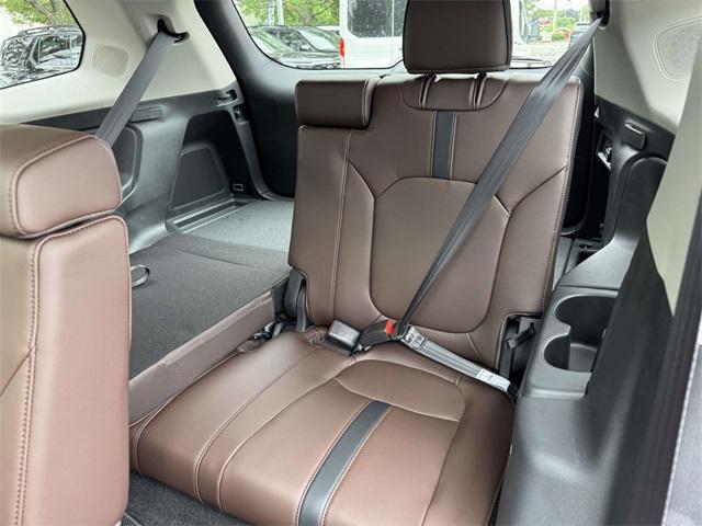 new 2025 Honda Pilot car, priced at $54,530