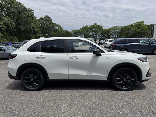 new 2025 Honda HR-V car, priced at $30,850