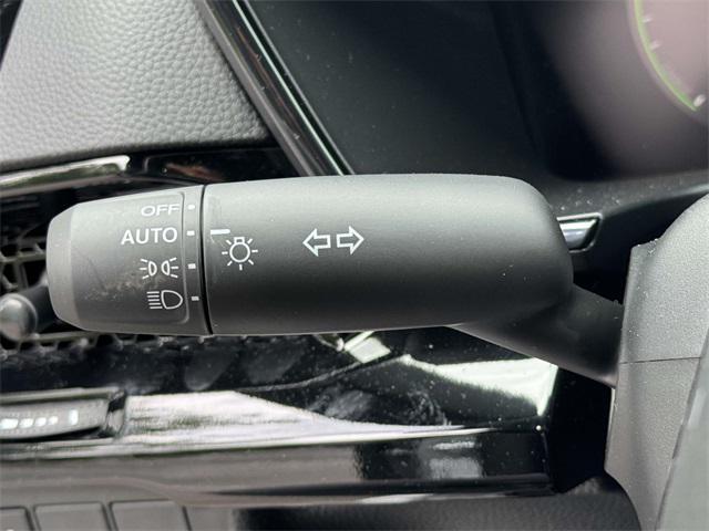 new 2025 Honda CR-V Hybrid car, priced at $42,495