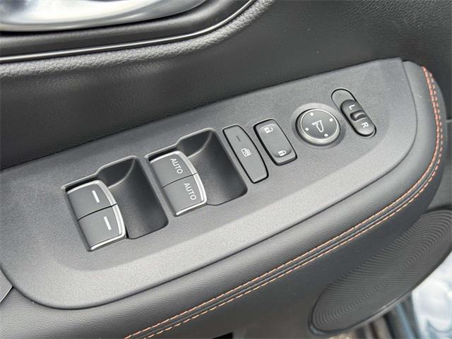 new 2025 Honda HR-V car, priced at $30,850